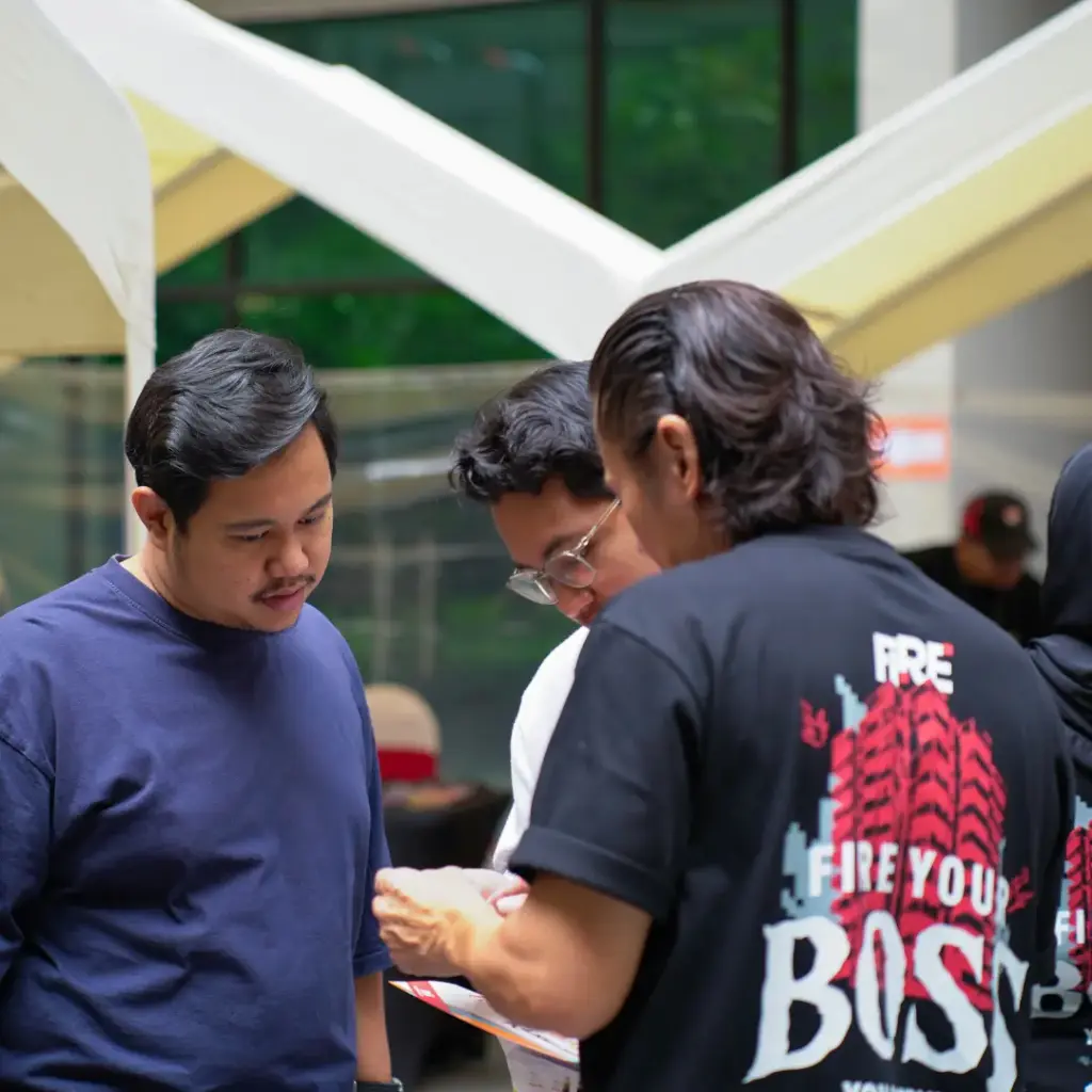 Group of people discussing something